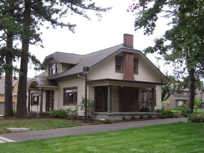[IMG_8221-Perry-House-in-Salem-Oregon.jpg]