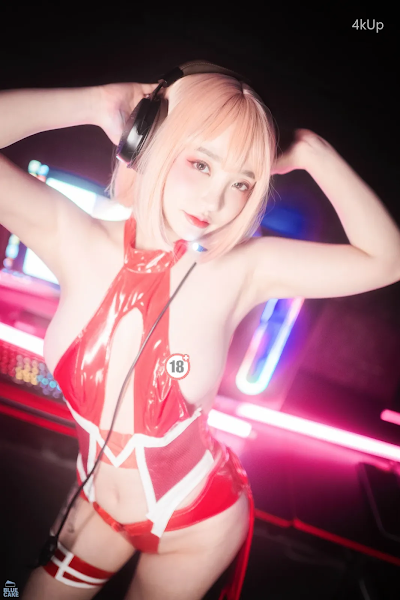 [BLUECAKE] Son Ye-Eun (손예은) Code 002 Mini Uncensored