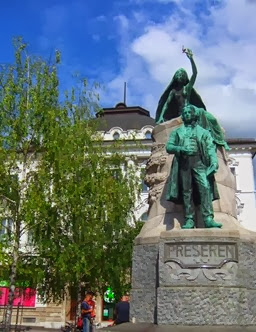 monumento a France Prešeren en Ljubljana