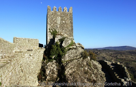 Portugal - sortelha - torre do castelo - Glória Ishizaka