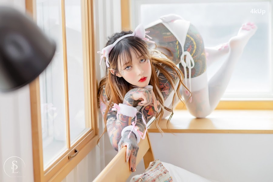 SAINT Photolife – YoKo Vol.01 & Cat Bride