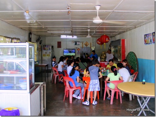 Inside Jit Hin Restaurant, Tebakang