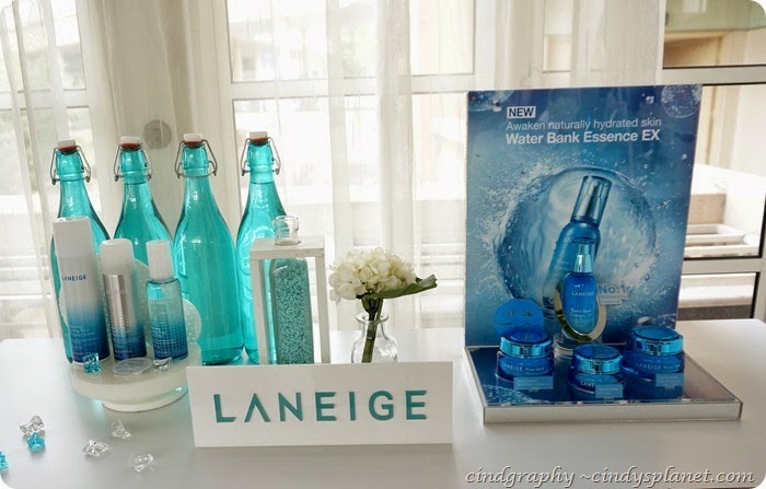Laneige Water Bank Essence7