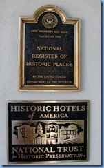 2407 Pennsylvania - Gettysburg, PA - Lincoln Highway (US 30)(York St.) - roundabout - 1797 Gettysburg Hotel National Historic Place sign