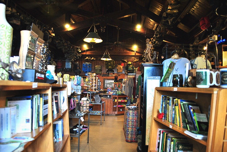 [11b%2520-%2520Inside%2520-%2520Backpackers%2520dream%2520-%2520old%2520hiking%2520boots%2520on%2520ceiling%255B2%255D.jpg]