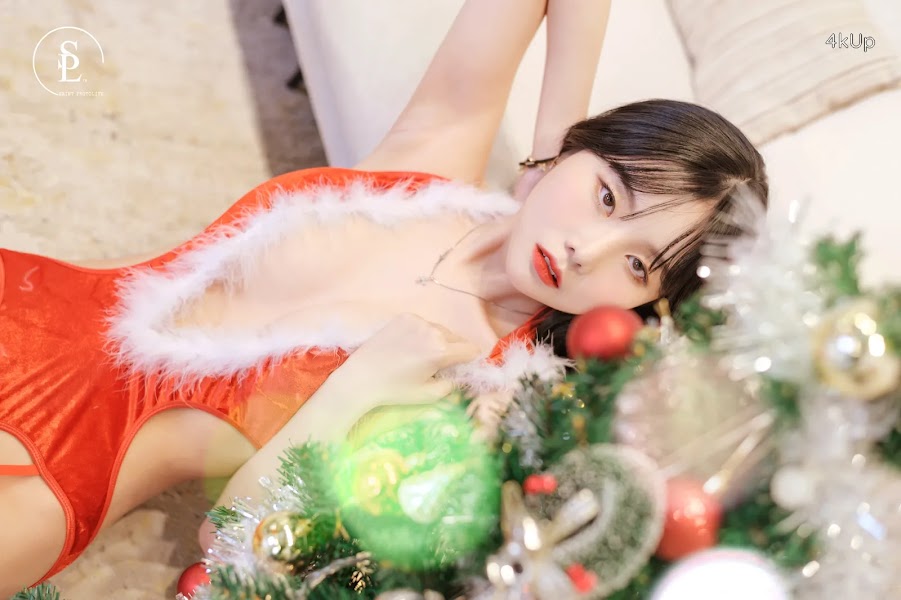 SAINT Photolife – Yuna (유나) Vol.24 Merry Yuna’s Xmas