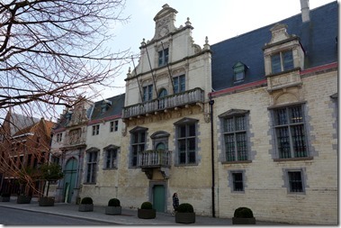 マルガレータの宮殿　Paleis van Margareta van Oostenrijk（Keizerstraat）