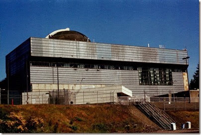 FH000022 Trojan Nuclear Power Plant Turbine Building on May 13, 2006