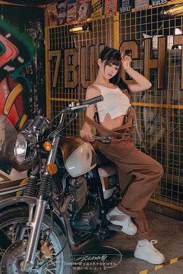 Coser@黏黏团子兔 机车修理工 Shake it