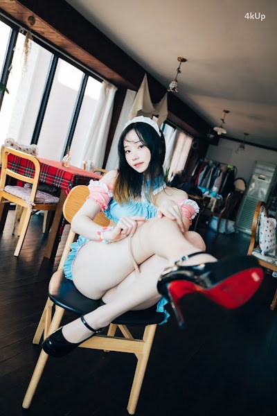 [Loozy] Bambi (밤비) Cafe Alba (Update HQ)