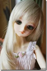 Doll-cute-girl-innocent-blonde