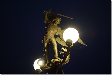 St. Michielsbrug　聖ミヒエル像（街灯）