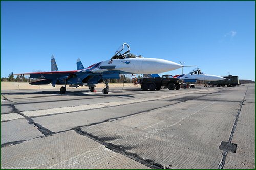 Рабочие будни пилотажных групп