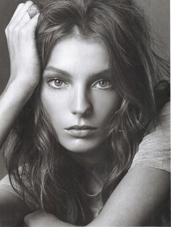 [vogue-italia-may-2004-3%255B4%255D.jpg]