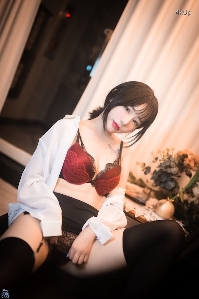 [BLUECAKE] Yeji (예지) Cat Play