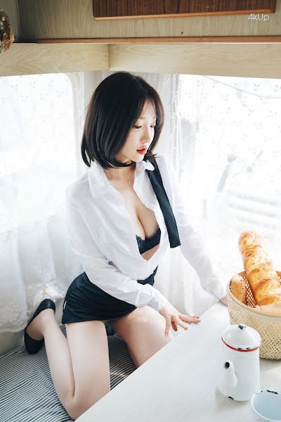 [Loozy] Officegirls Vacation Vol.2 Son Ye-Eun (손예은)