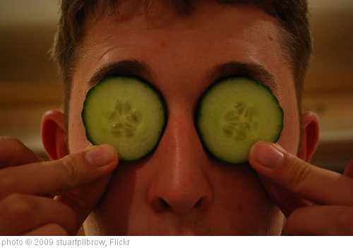 '352/365 Cucumber relaxation' photo (c) 2009, stuartpilbrow - license: http://creativecommons.org/licenses/by-sa/2.0/