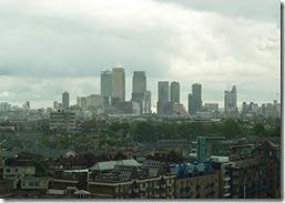 10 canary wharf from top walkway