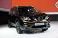 2014-Nissan-Rogue-X-Trail-SUV-10