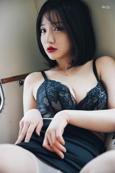 [Loozy] Officegirls Vacation Vol.2 Son Ye-Eun (손예은)