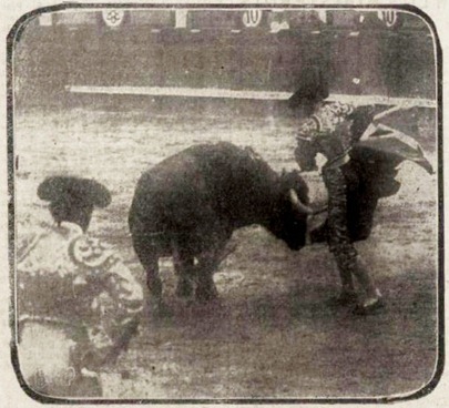 1917-05-04 (El Dia) Madrid Joselito remnata un quite
