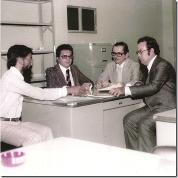 O primeiro convênio do Hospital São Lucas foi com o IPES,representado pelo seu presidente Eraldo Aragão. Na foto, Dr. José Augusto Barreto e Dr. Dietrich Todt.
