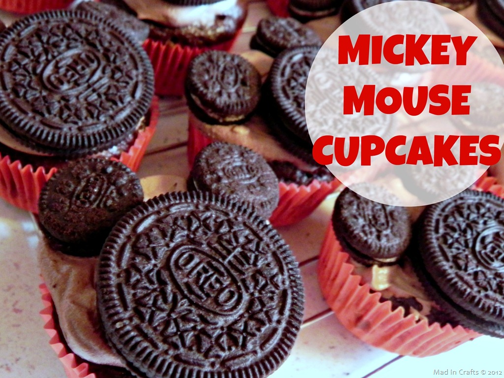 [How-to-Make-Mickey-Mouse-Cupcakes3.jpg]