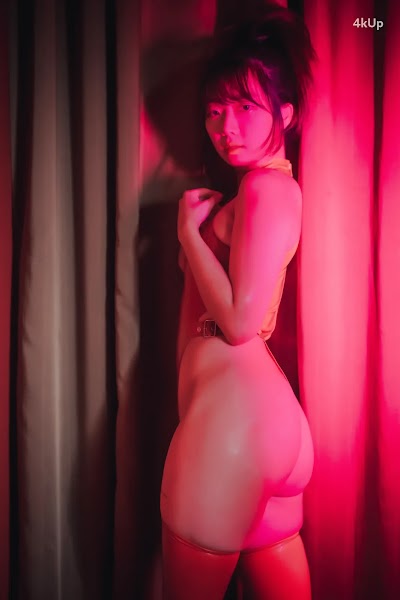 DJAWA Photo – Koby “Cling to Latex” (+S.Ver)