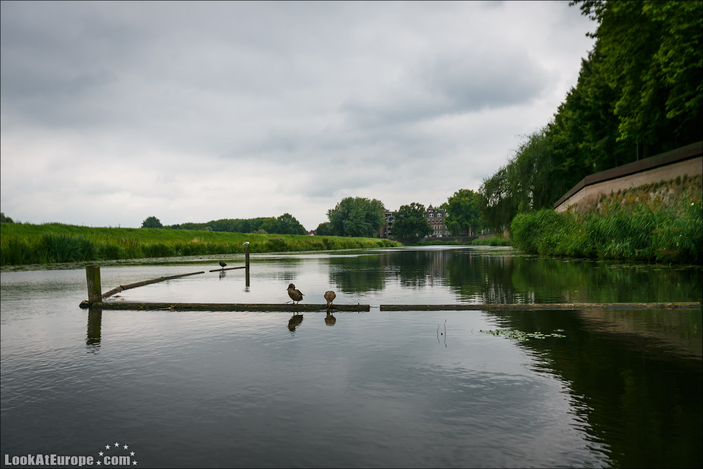 LookAtEurope.com - Фотогалоп по Европе. Чехия, Германия, Голландия.  Подземные каналы города Хертогенбош | Holland, Binnendieze in Hertogenbosch