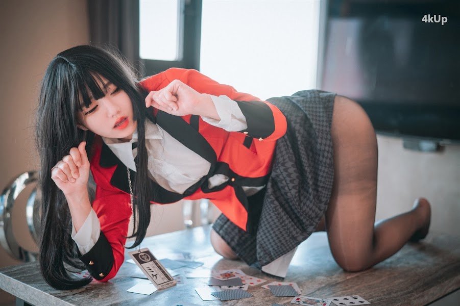 DJAWA Photo – Jeong Jenny (정제니) Gambling with Yumeko