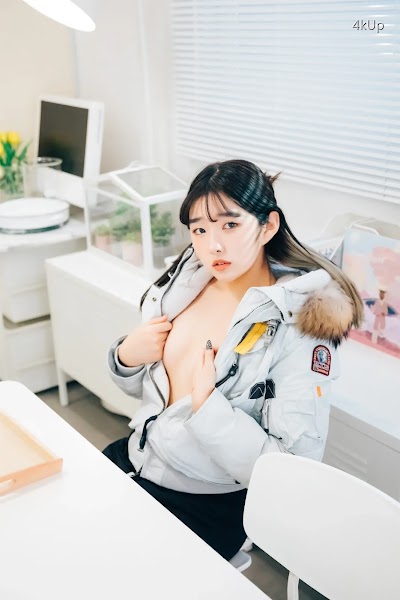 [Loozy] Sonson (손손) Nude Apron