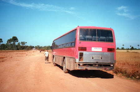 Transport Cambogia: autobuz Siem Reap - Bangkok.jpg