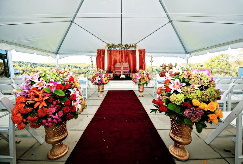 [South-Asian-Indian-Wedding-Baltimore-Harbor-Ceremony-Tent%255B4%255D.jpg]