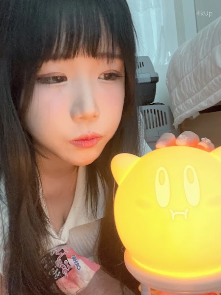 Addielyn (에디린) Nov 2021