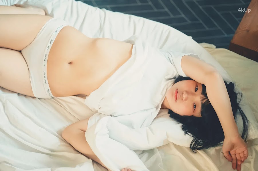 Mimmi (밈미) White