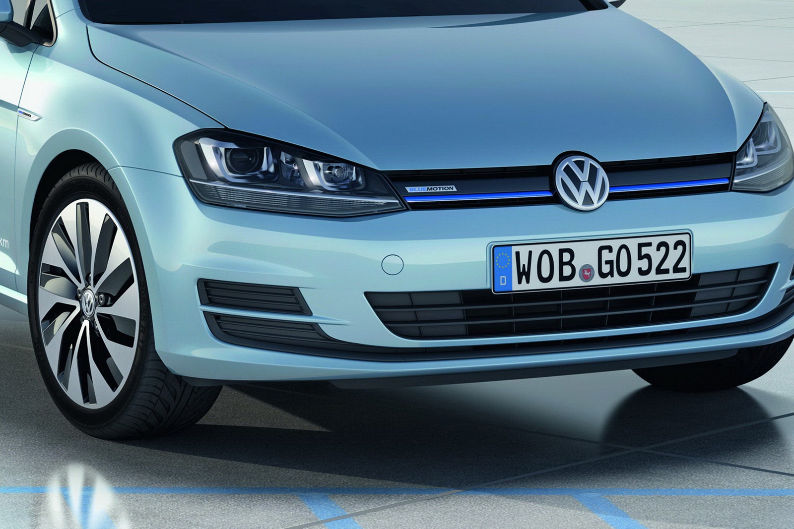 [2013-VW-Golf-BlueMotion-4%255B2%255D.jpg]