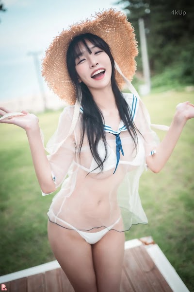 [PINK] Lee Ahrin Bikini Day