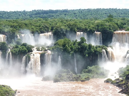 Cascada Iguazu: Mai aproape