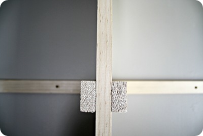 supports for bookcase shelves