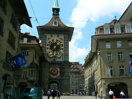Orase istorice Elvetia: turnul cu ceas din Berna