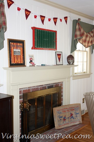 [Vintage%2520Theme%2520Football%2520Manetel1%255B3%255D.jpg]