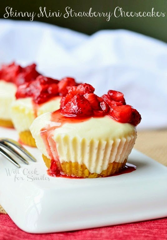 Skinny-Mini-Strawberry-Cheesecakes-from-willcookforsmiles.com-cheesecake-strawberry-skinnydessert