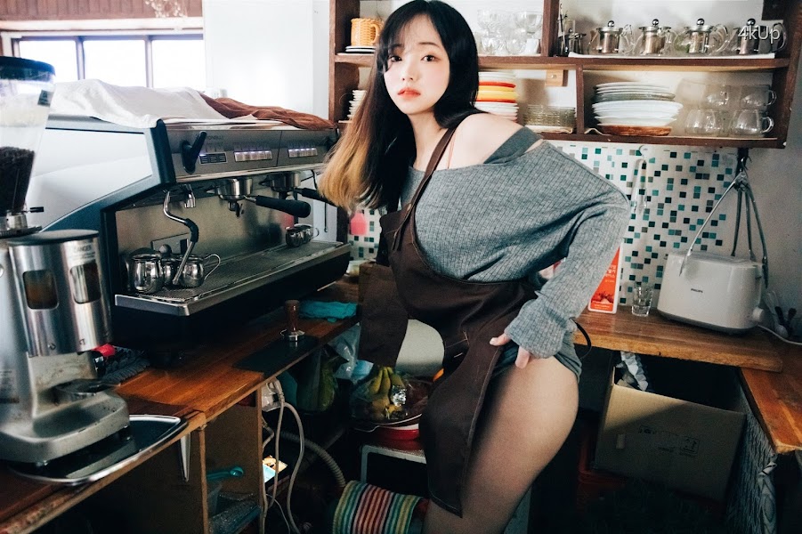 [Loozy] Bambi (밤비) Cafe Alba