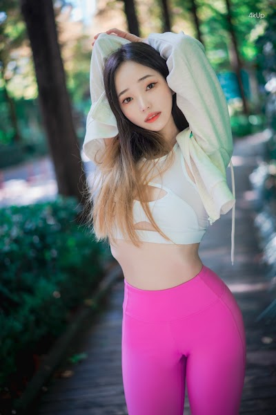 DJAWA Photo – Bambi (밤비) Loose and Tight Violet