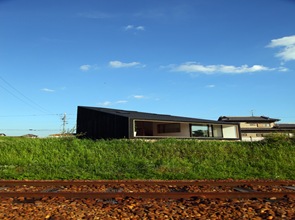 casa-fachada-moderna-arquitectura-japònesa casa-fachada-moderna-arquitectura-japònesa