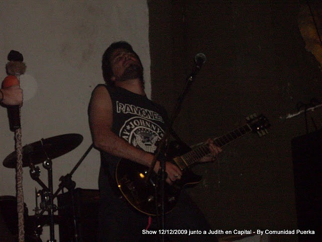 [Pork%2520junto%2520a%2520Judith%252012-12-2009%2520Capital%2520%252814%2529%255B2%255D.jpg]