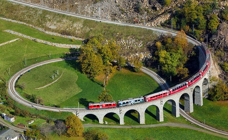 brusio-spiral-viaduct-12