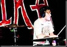 553037_245348762279678_164534583_n