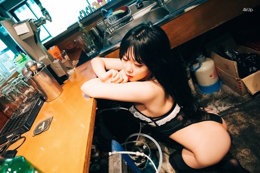 [Loozy] Zia (지아) – SM Bar Part1
