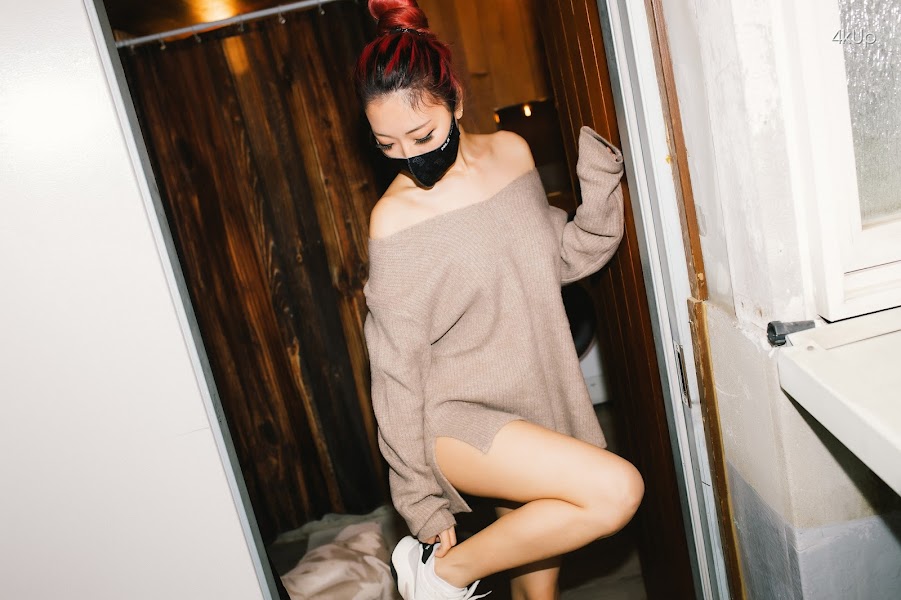 Mona (모나) – My sister next door Vol.1 & Moon Night Snap